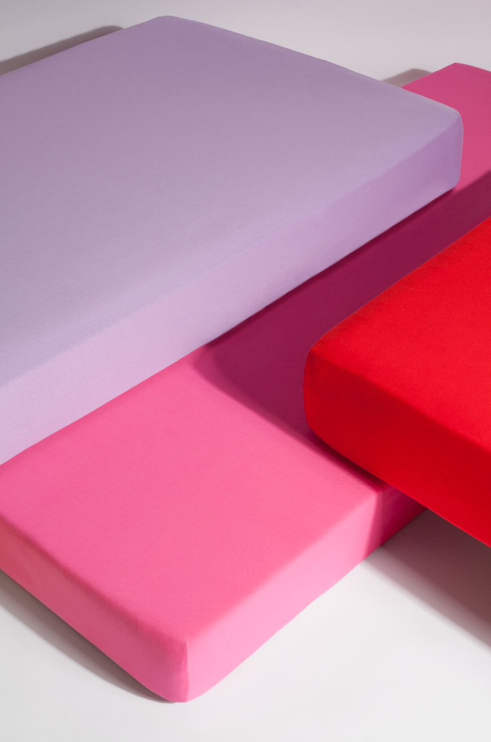 Why Your Fitted Sheet Keeps Coming Off (And How It-Fits Solves It)
