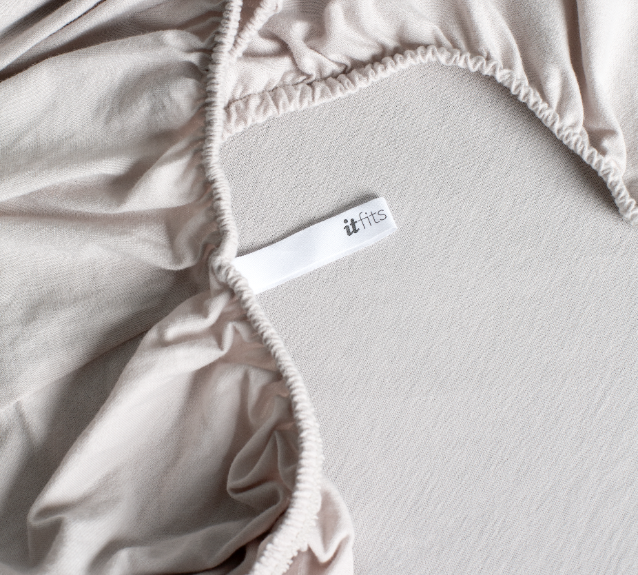 Fitted Sheet | Itfits-Fitted Sheet Helps Prevent Any Odors Or Stains From Forming On Your Mattress
