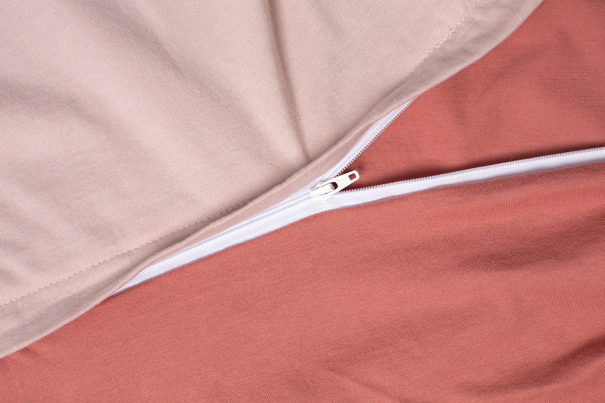 Fitted Sheet | The Insider's Guide On Picking The Right Fitted Sheet For Your Bed