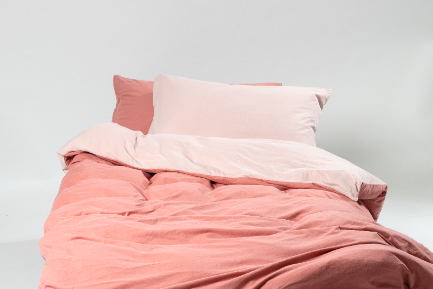Fitted Sheet | Itfits: Are your Fitted Sheet Beddings Getting In The Way Of Your Sleep? Truths About Bedding