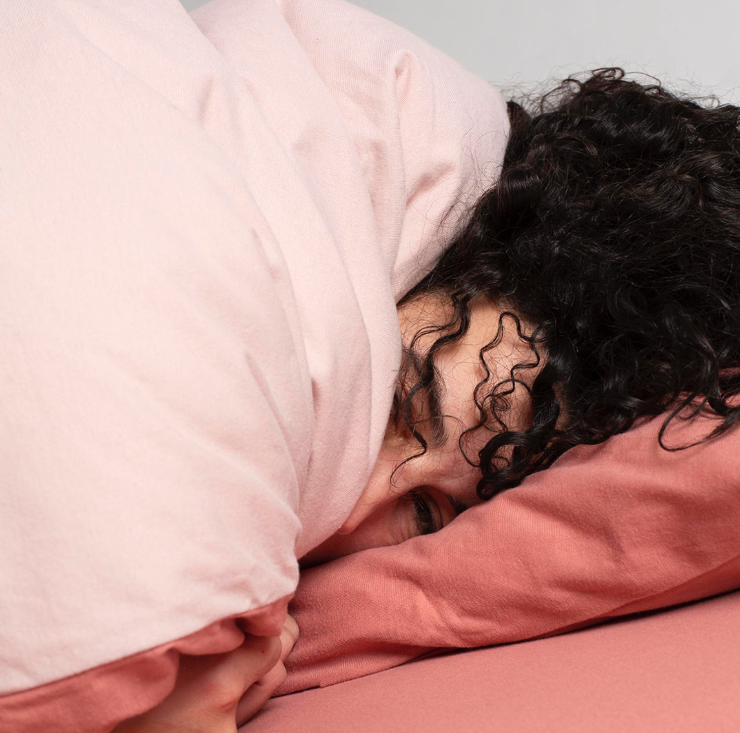 Fitted Sheet | How Do You Fold A Fitted Sheet?