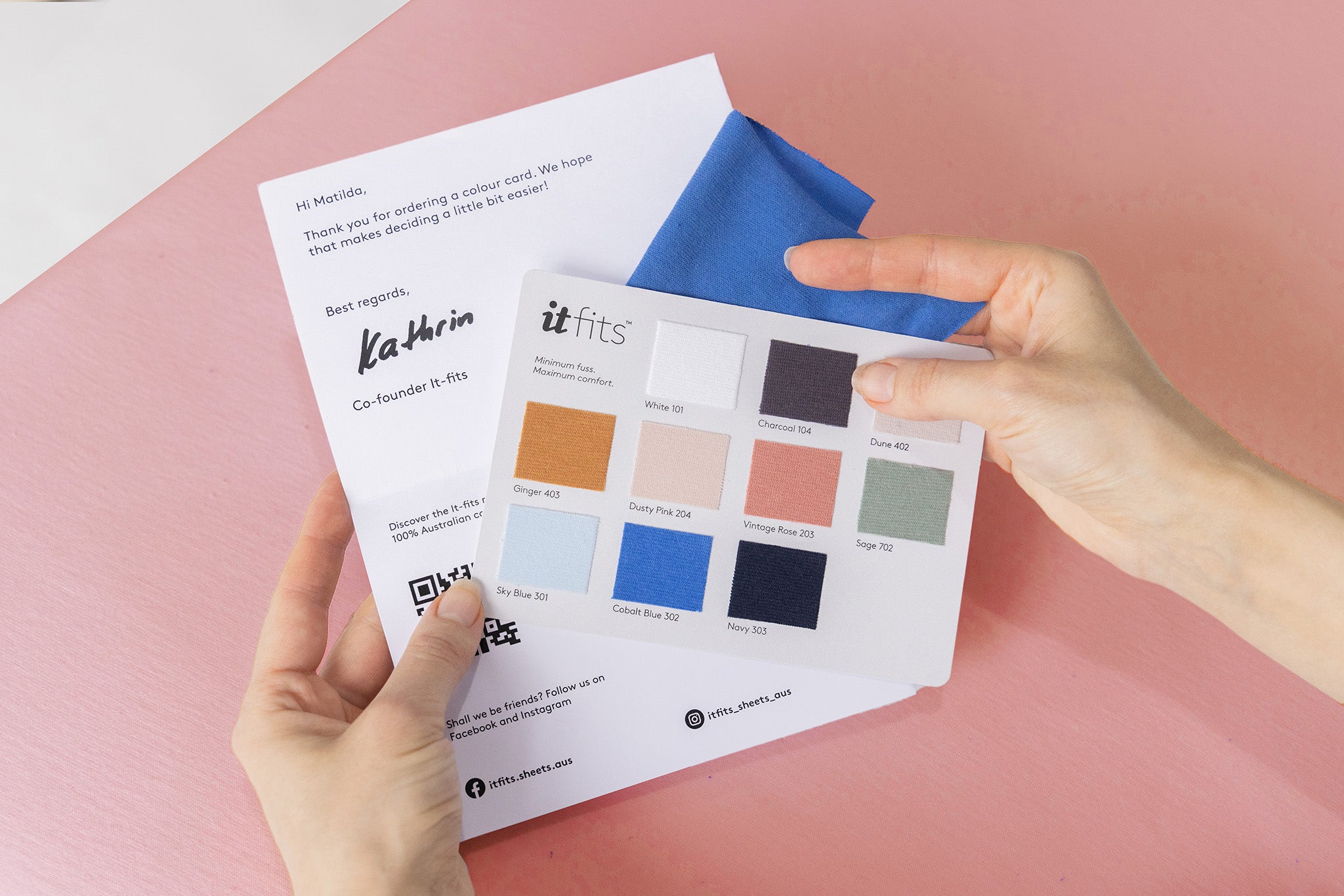 It-Fits free colour card with real cotton jersey fabric swatches showing the full range of sheet colours available